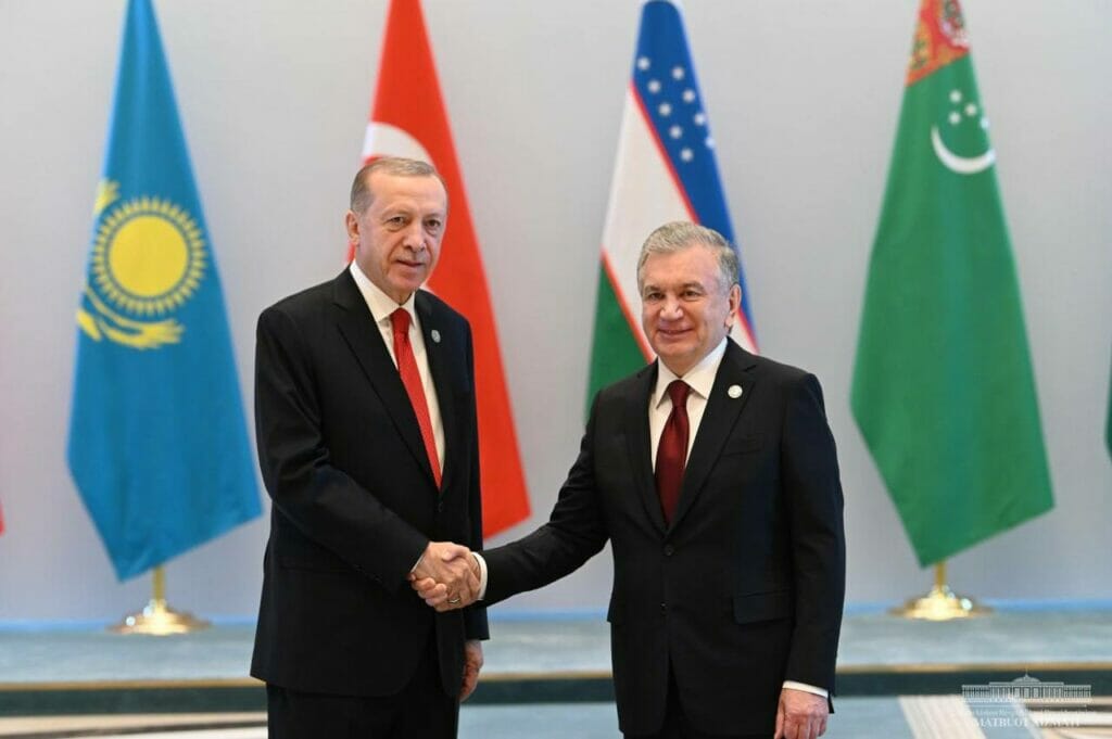 Mirziyoyev Erdo‘g‘onni saylovdagi muvaffaqiyati bilan tabrikladi