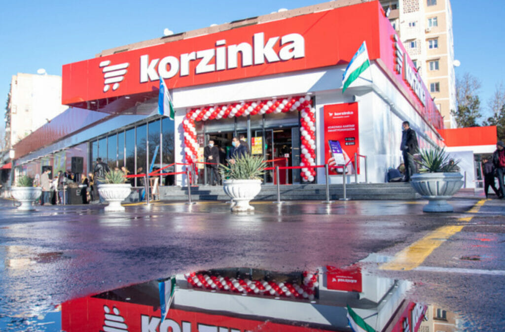 В кассах супермаркетов Korzinka можно обналичивать деньги