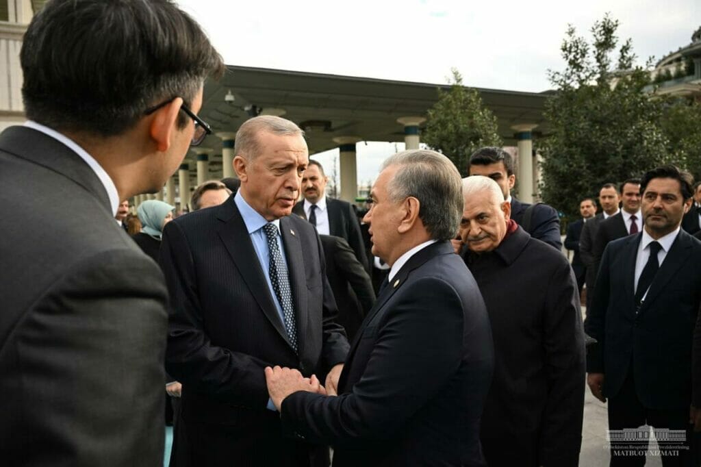 МИД Узбекистана: Ташкент и Анкара готовы «мобилизовать все усилия» для развития отношений