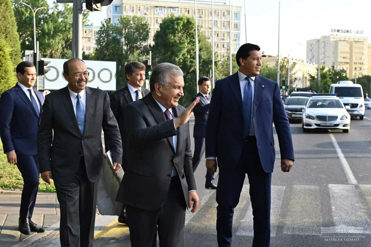 Мирзиёев поручил построить путепровод на перекрестке Навои и Зокирова