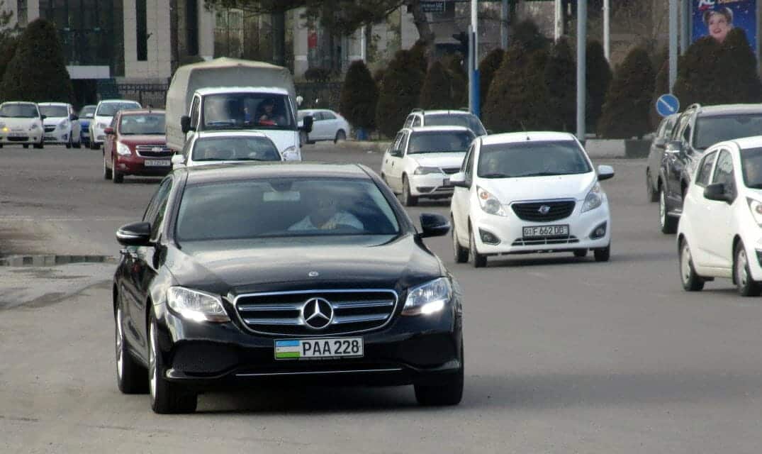 В Узбекистане с 1 ноября вырастет пошлина за номера автомобилей