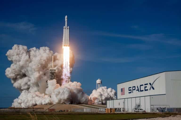 Маск: SpaceX отправит на Марс пять миссий до 2027 года