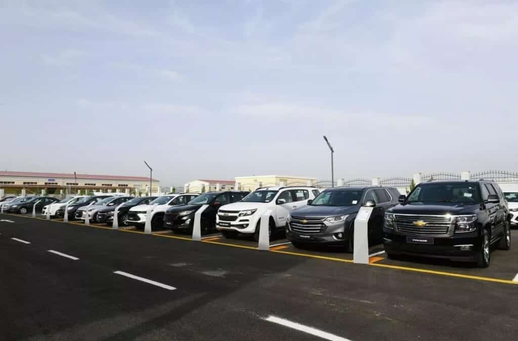 UzAuto Motors avtomobillarni topshirishni to‘xtatdi