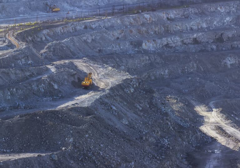 Что препятствует инвесторам приходить в горнодобывающий сектор Узбекистана