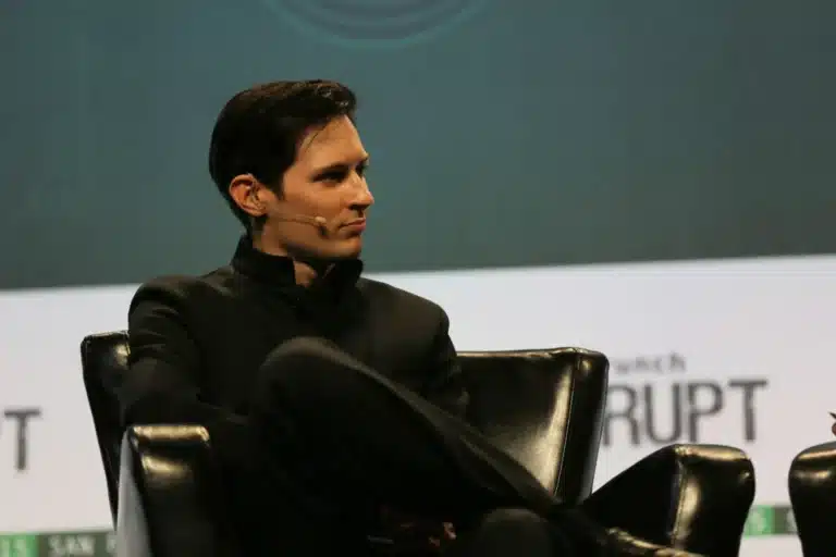 Telegram asoschisi Pavel Durov Fransiyani tark etdi