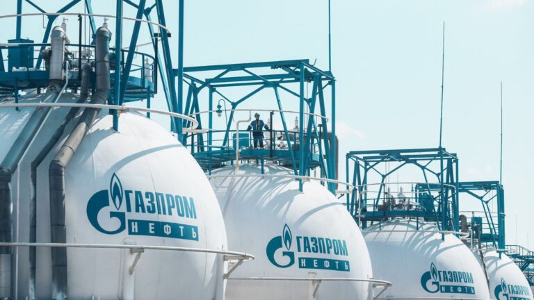 «Газпром нефть» планирует открыть заправки в Узбекистане