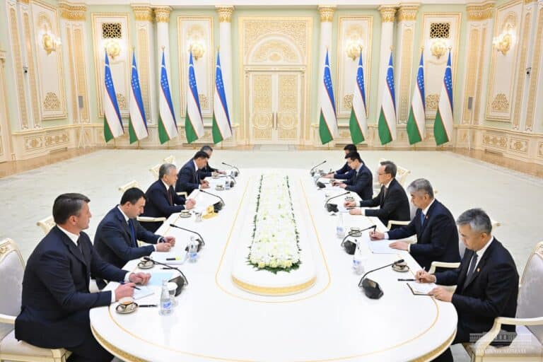 Shavkat Mirziyoyev Met China Delegation