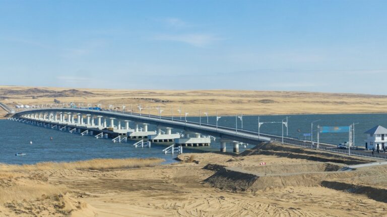 Kazakhstan Opens the Longest Bridge