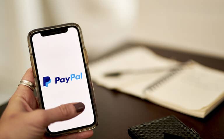 В Узбекистане заработают PayPal, Apple Pay и Google Pay