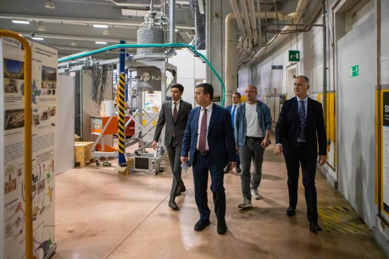 Italy to Provide Equipment for Uzbek Synchrotron Laboratories