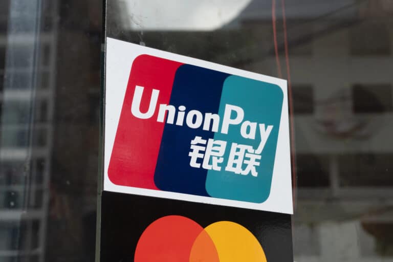 Карты UnionPay от Газпромбанка перестали работать в Узбекистане