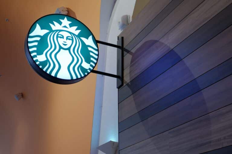 Starbucks Registers Trademark in Uzbekistan