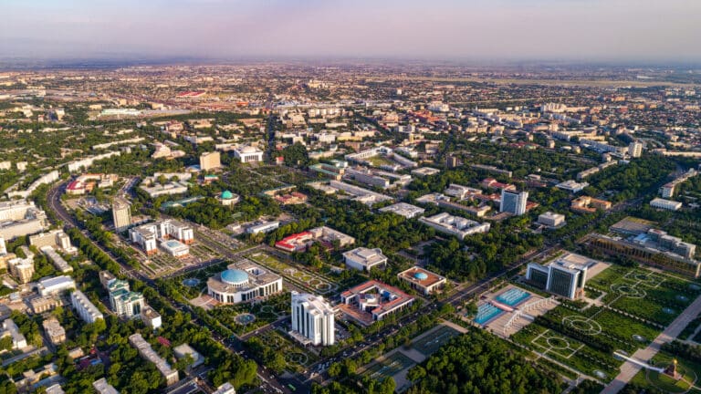 Где и на что чаще всего жалуются в Ташкенте