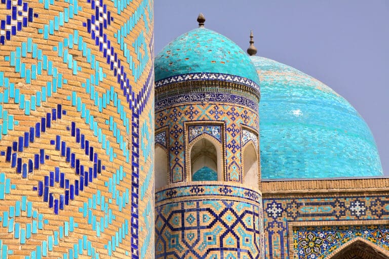 Tourist Trips To Uzbekistan For Russian Citizens Drop By 3.4%