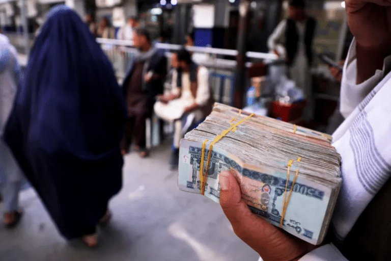 Afghan Economy to Decline by 7% Due to US Aid Suspension