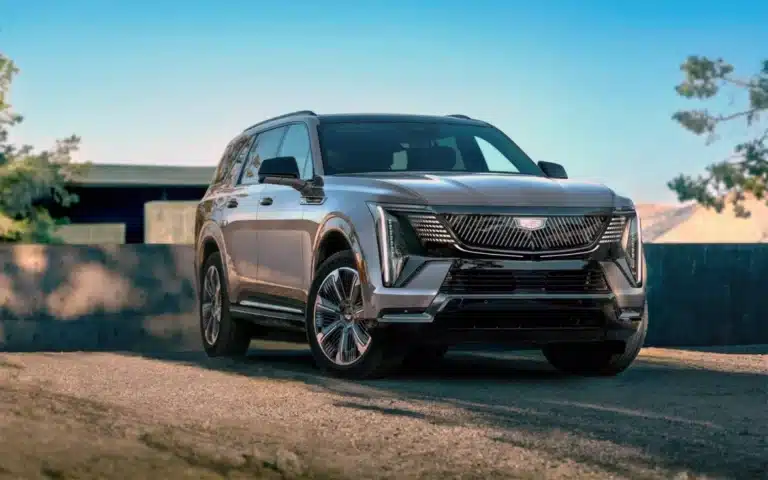 Cadillac представил внедорожник Escalade IQL за $133 тыс.