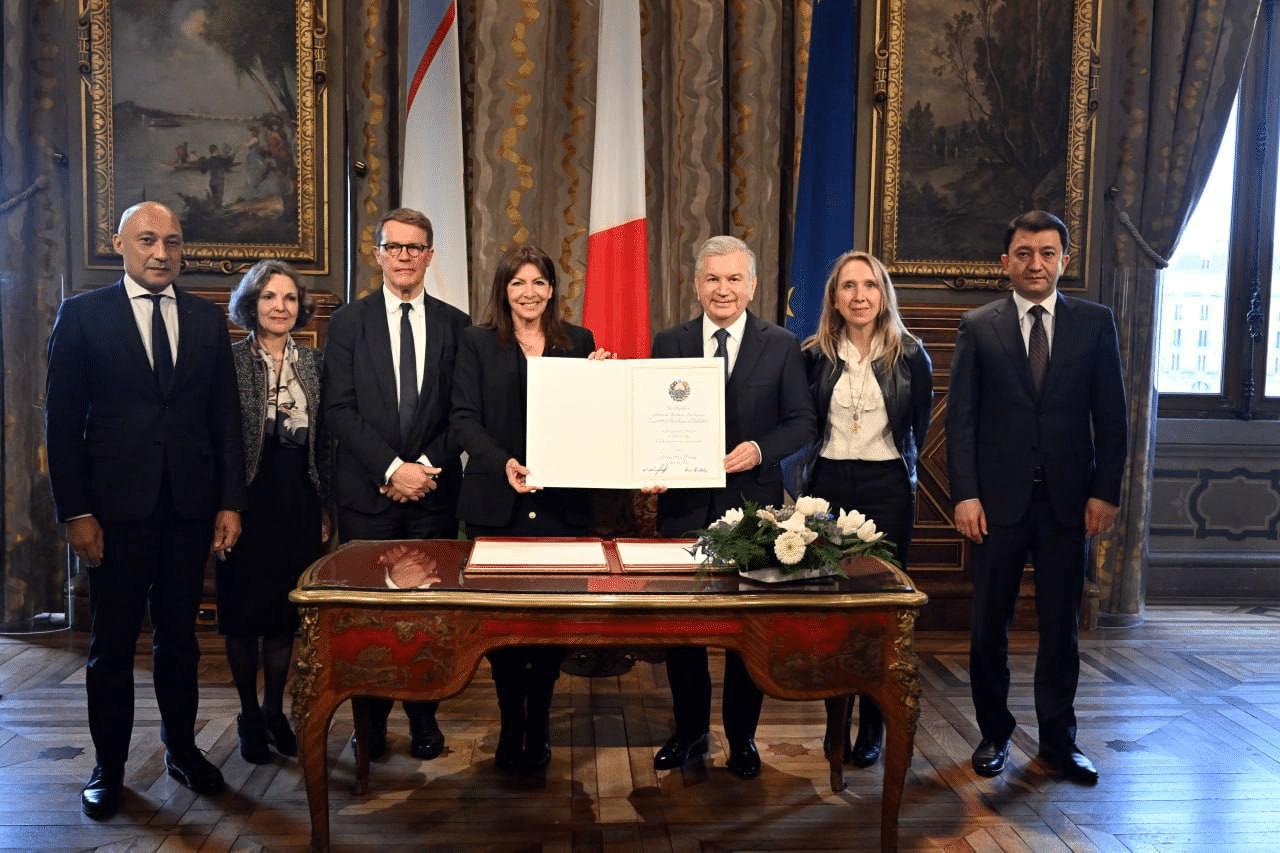 shavkat mirziyoyev fransiyada