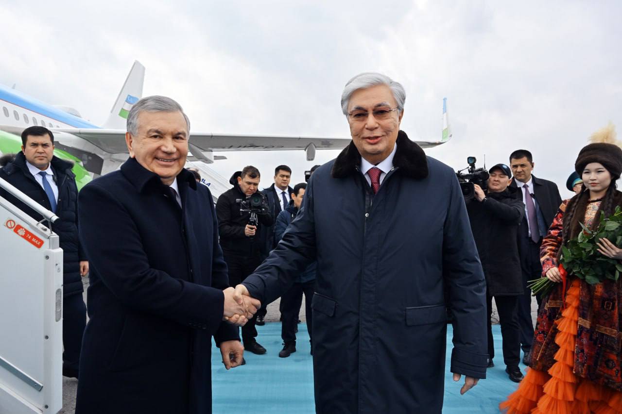 Рабочий визит Мирзиёева в Казахстан