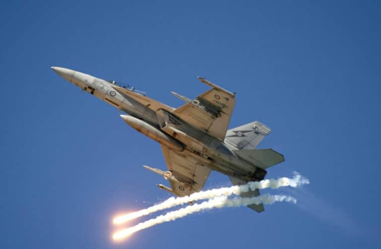 Trump Approves US Strike Plan on Iran but Leaves Room for Negotiations