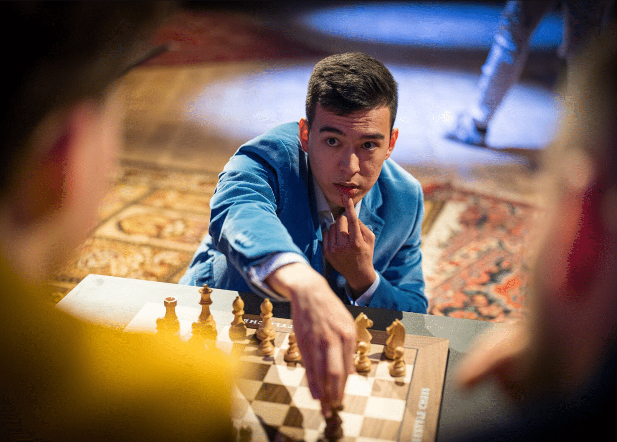 Magnus Karlson Nodirbek Abdusattorovni