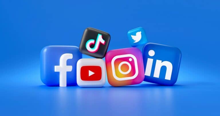 Uzbekistan Considers Social Media Restrictions for Children Under 16