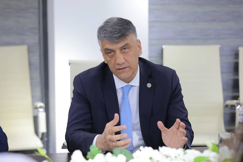 Alisher Qodirov