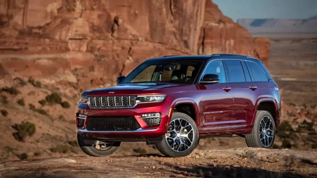 Jeep Grand Cherokee avtomobilining 2026-yilgi versiyasi taqdim etildi / Foto: Jeep