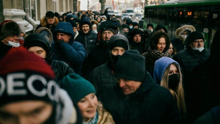 В РФ разрешат увольнять мигрантов по решениям региональных властей