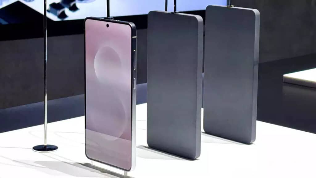 Samsung Galaxy S25 Edge akkumulyatori kutilganidan kuchliroq chiqdi / Foto: Times of India