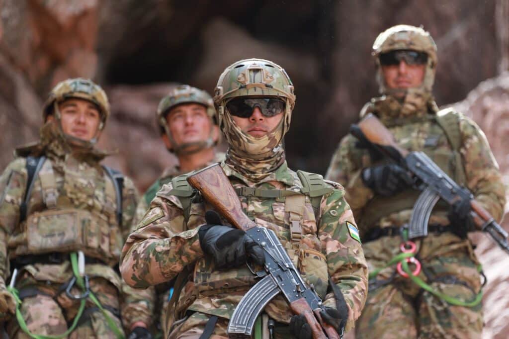 военные Узбекистана