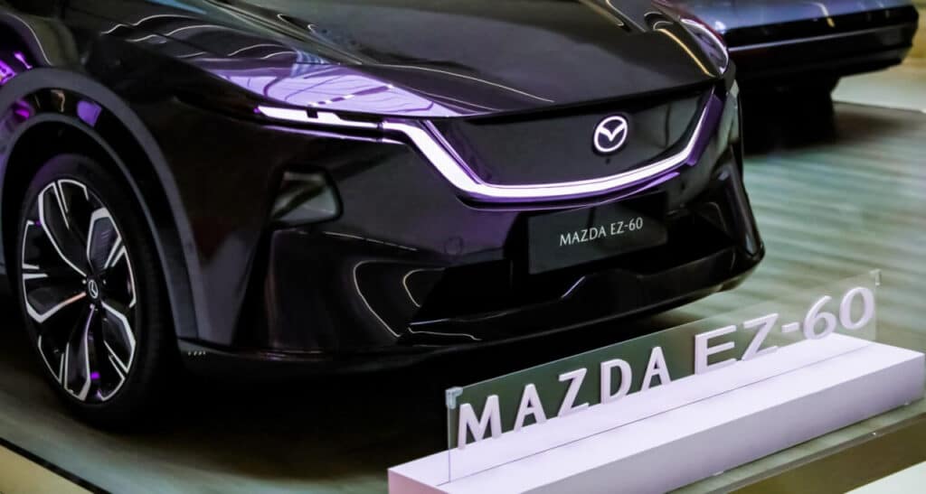 Mazda EZ-60 elektromobili uchun 30 mingdan ortiq oldindan buyurtma berildi / Foto: CarNewsChina