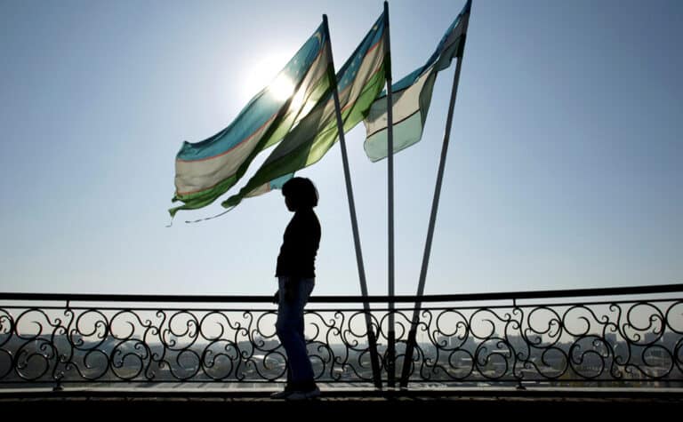 Uzbekistan Weather on 26 July: High Temperatures and Dusty Winds