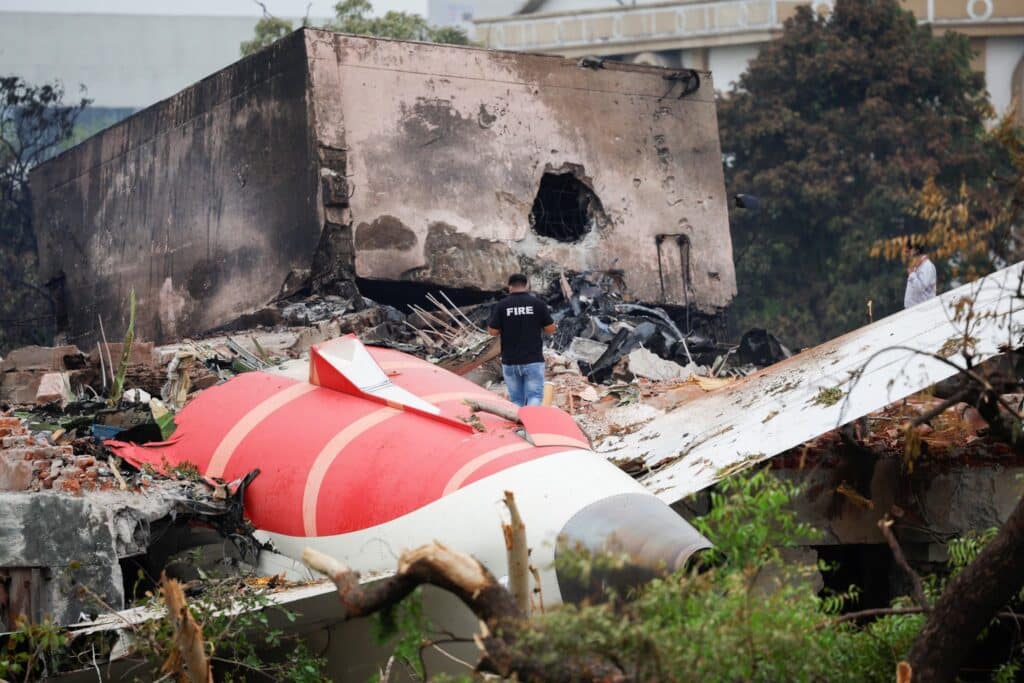 India’s Boeing 787 Crash: Preliminary Report Points to Sudden Engine Shutdown