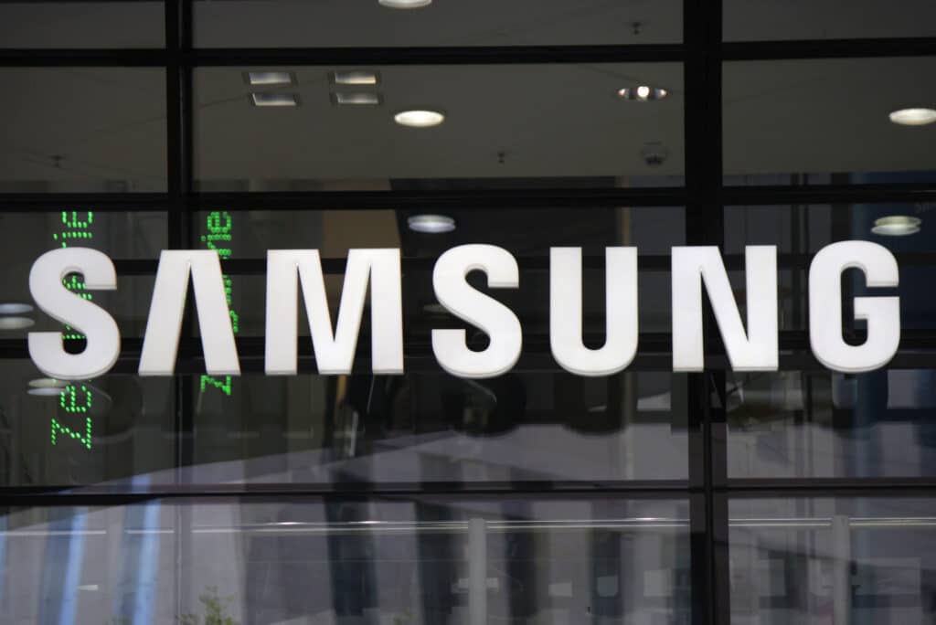 Прибыль Samsung во втором квартале 2025 года снизилась на 56%
