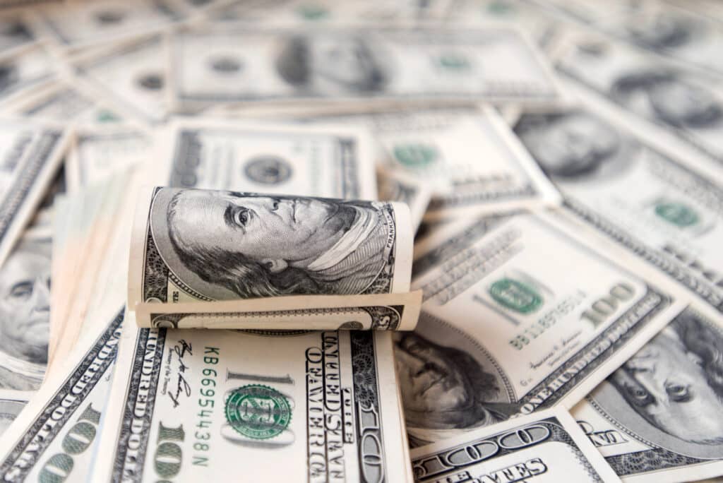 dollar kursi