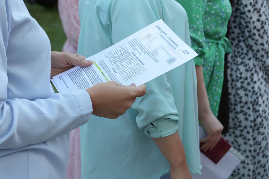 Abituriyentlarga ruxsatnomalar berilishi boshlandi