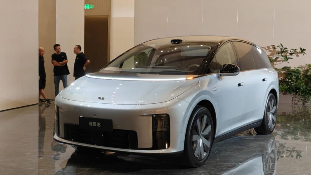 Li Auto i8