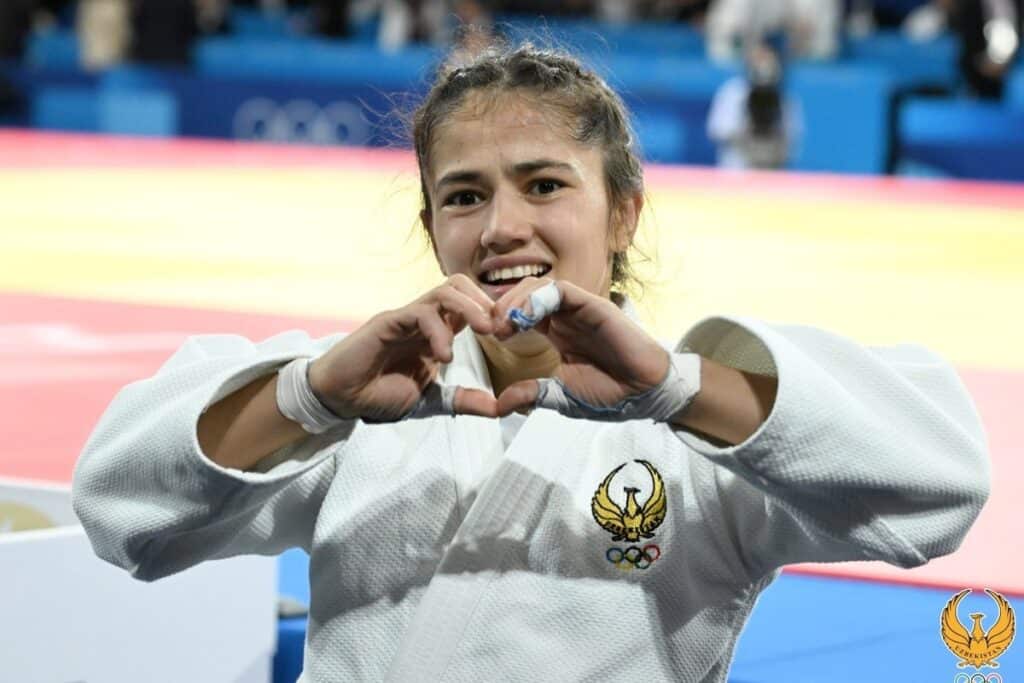 Келдиёрова