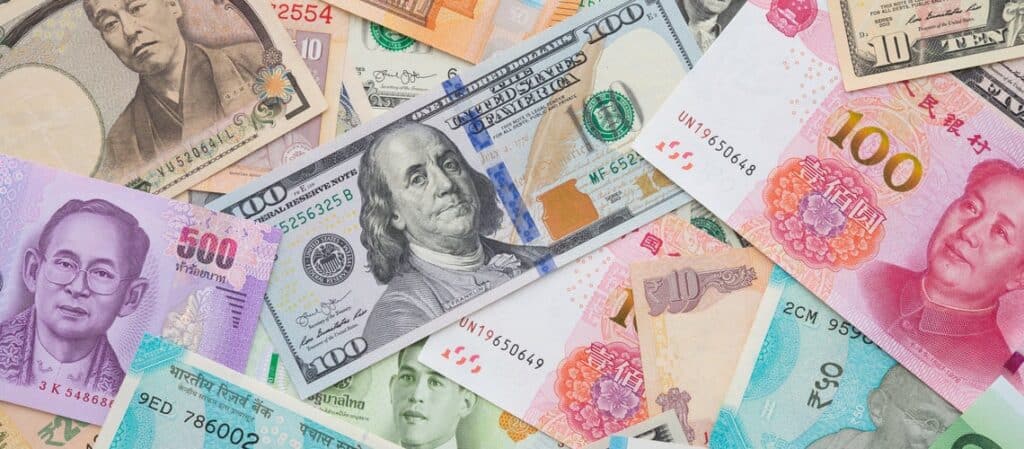Foreign Currencies Exchange Rate Declines on August 21