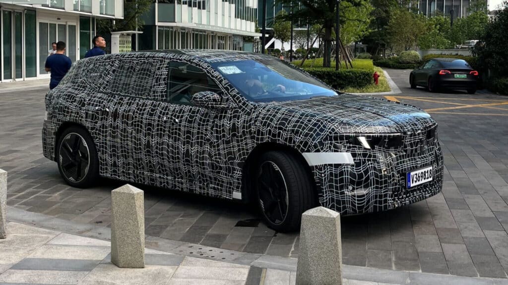 BMW iX3