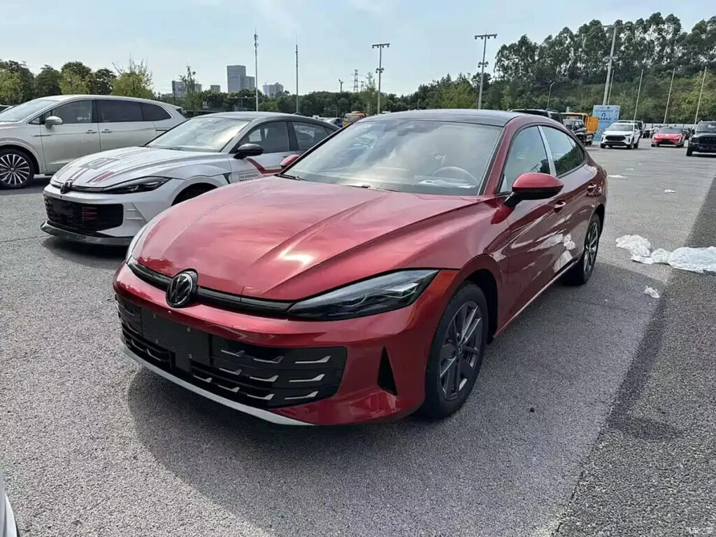 Volkswagen Lamando L 2025 taqdim etildi / Foto: Autohome