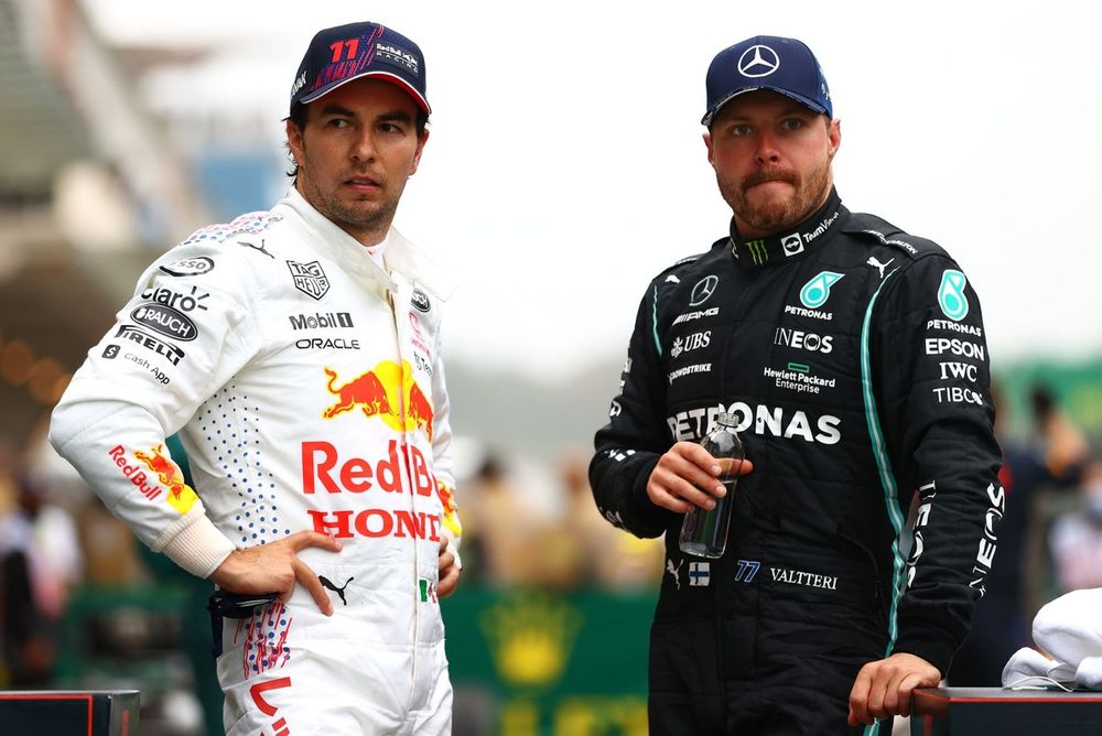 Sergio Perez and Valtteri Bottas