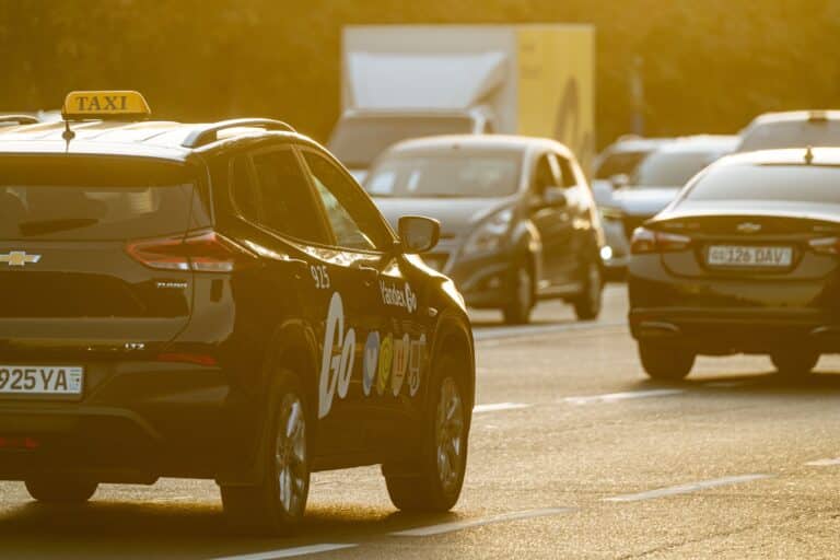 Toshkentda Yandex Go haydovchisi mashinada chaqaloq tug‘ilishiga ko‘maklashdi