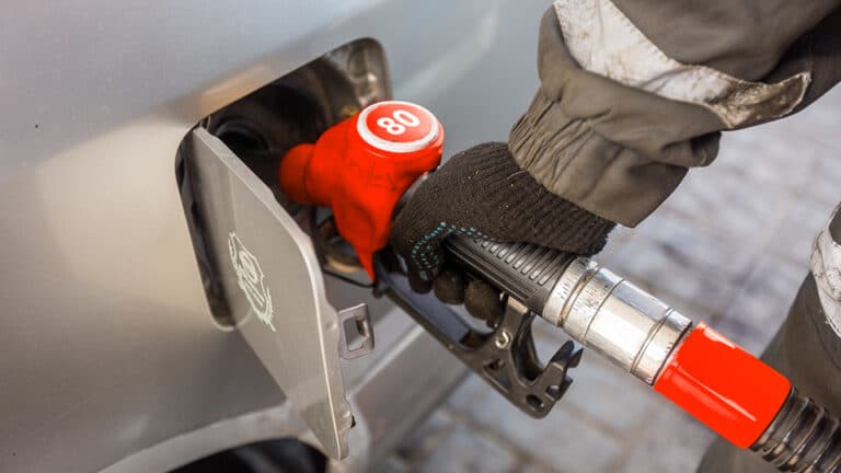 «Zapravka»larda AI-80 benzini bo‘yicha reydlar boshlandi