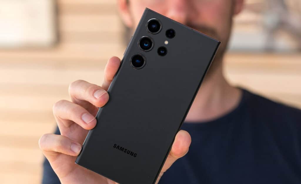Samsung Galaxy S23 seriyasi One UI 8 ikkinchi beta yangilanishini oldi / Foto: GSMArena