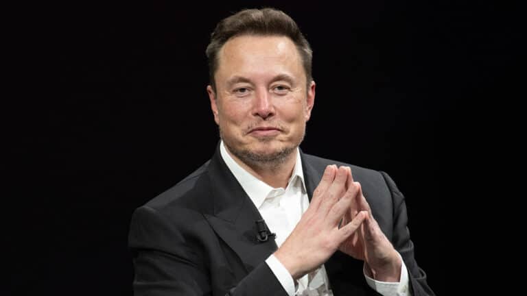 Ilon Mask 1 trillion dollarlik maosh rejasi tasdiqlanmasa, Tesla’ni tark etishi mumkin