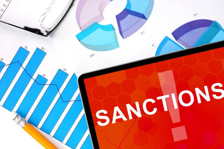 Markaziy bank banklarning sanksiyaga uchrashiga juda ham jiddiy qaraydi — Timur Ishmetov