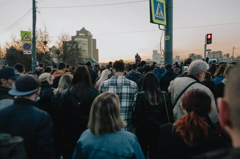 Более 100 узбекистанцев добились выплат в РФ: работодатели вернут 3,3 млрд сумов