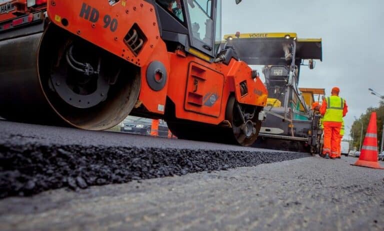 «O‘zyo‘lko‘prik» mansabdori Qoraqalpog‘istondagi magistral yo‘l loyihasi uchun pora olgani fosh bo‘ldi