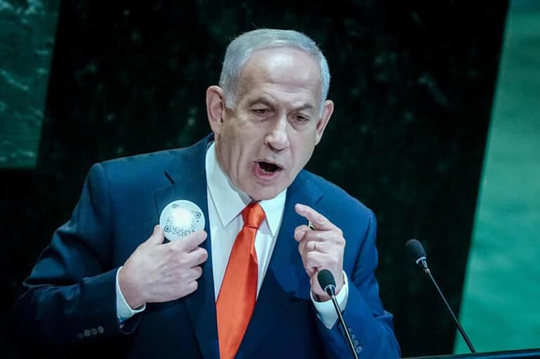 Effigy of Netanyahu Hung from Crane in Turkey Sparks Outrage in Israel